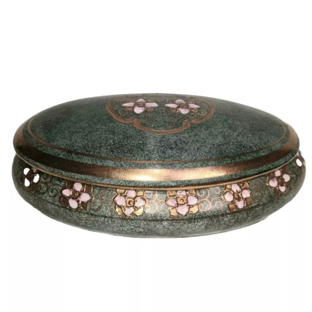 VTG Marbella Toyo Jewelry Box Porcelain with Gold Enamel  7” Perfect Condition